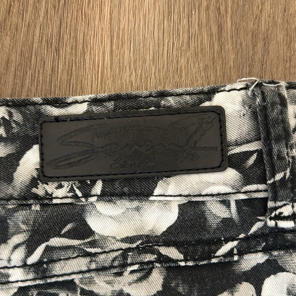 Graphic Statement Jeans Slim Cropped Streetwear Glam Edgy Seven 7 Trendy - Picture 15 of 15